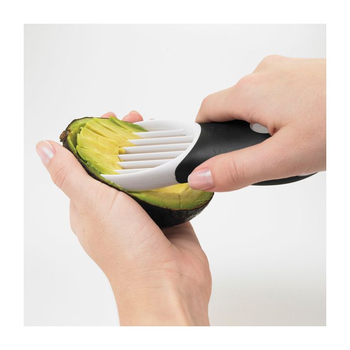 OXO オクソー アボカドスライサー ｜ OXO（オクソー）公式