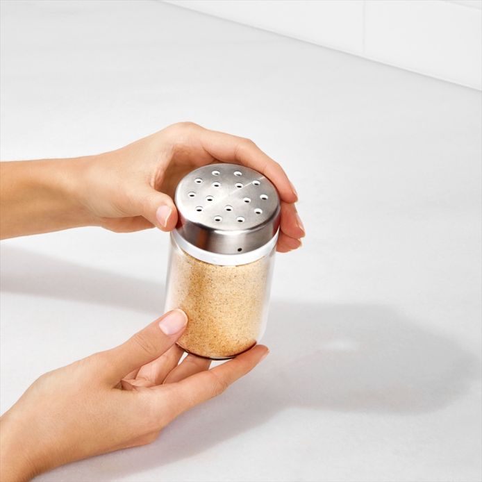 OXO オクソー 粉ふるいシェーカー ｜ OXO（オクソー）公式オンラインストア