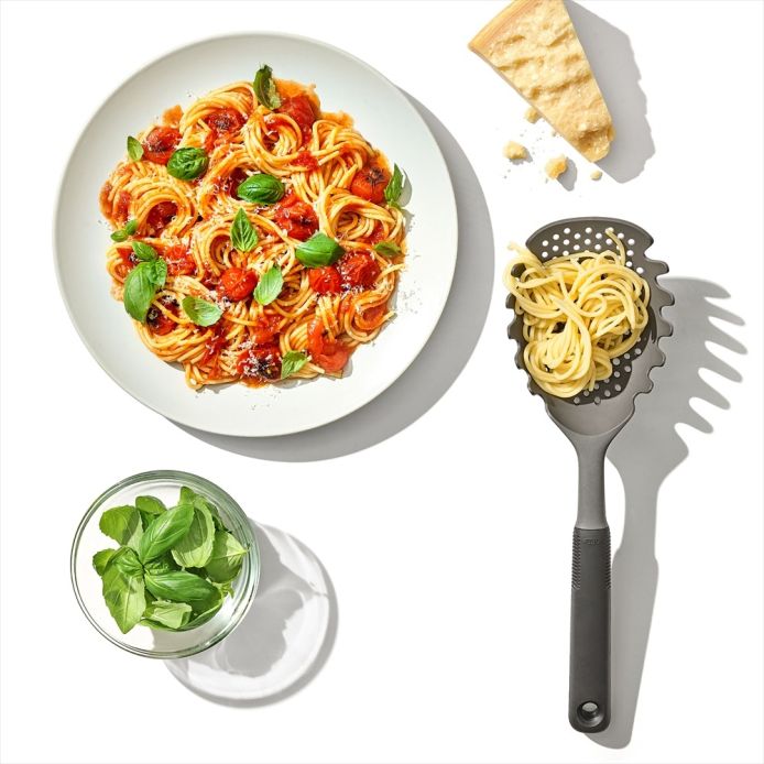 SALE30％OFF！】OXO オクソー パスタスクープストレーナー ｜ OXO