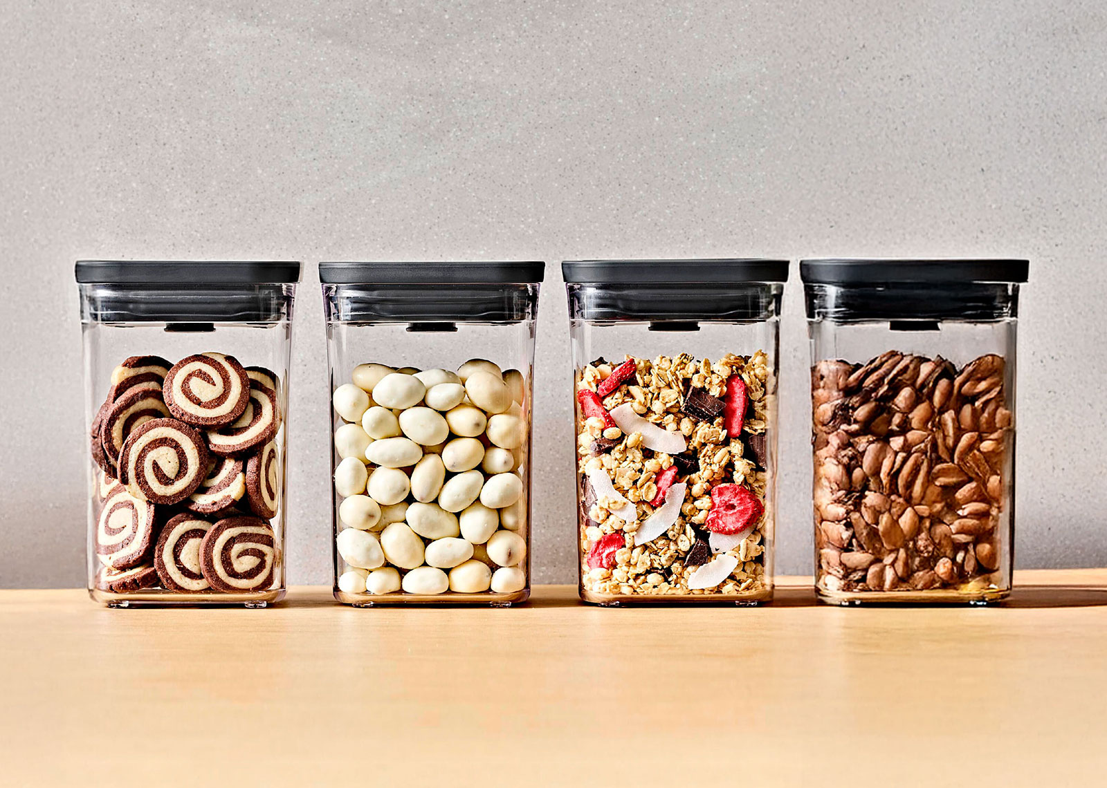 Organized containers on the shelve
